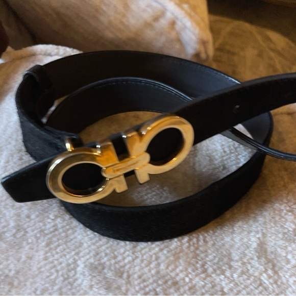 VTG SALVATORE FERRAGAMO GOLD TONE GANCINI BUCKLE BLACK SUEDE LEATHER BELT 26-30  - Picture 7 of 8